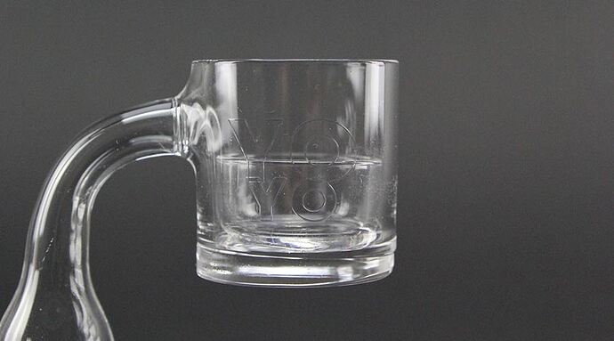 Dabbing with quartz inserts